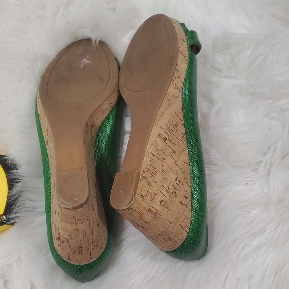 Nine West Emerald Green Peep Toe Wedge Heels - Picture 8 of 11